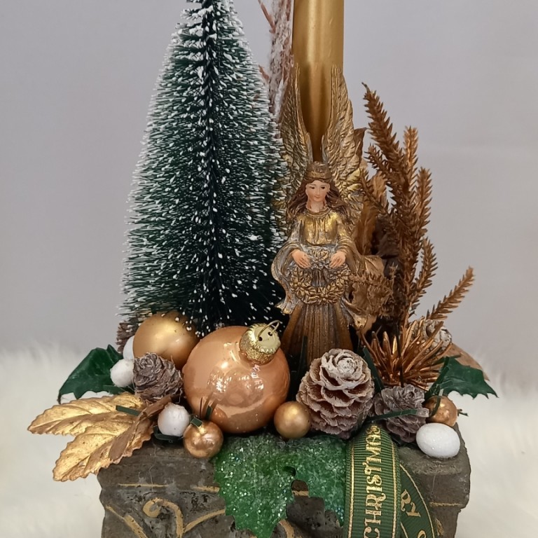 antik arany kaspóban 