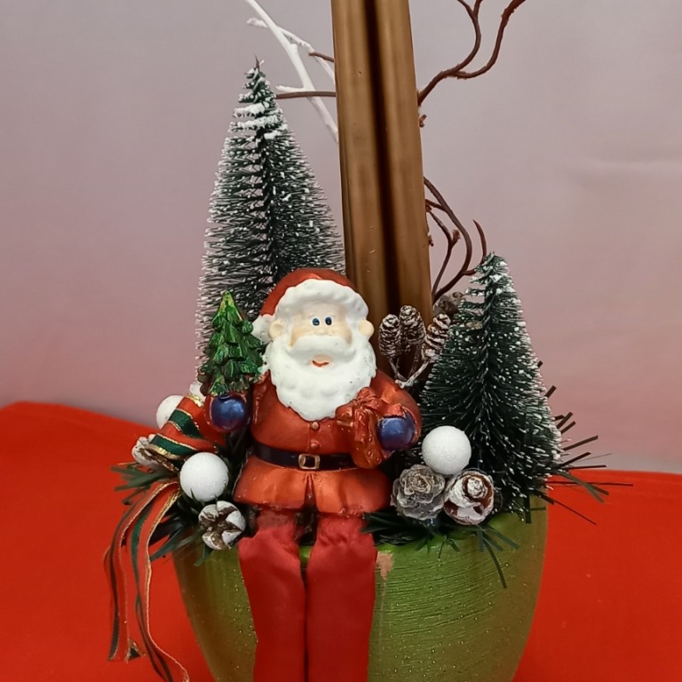 zöld kaspós mikulás 4 gyertyával