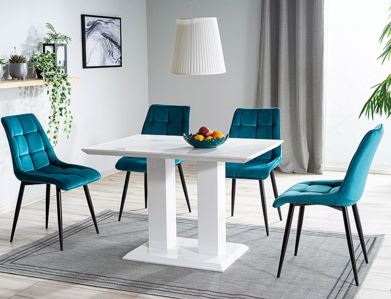 Chic Velvet étkező szék fekete láb/ türkiz bluvel 85- több színben rendelhető