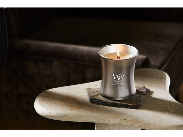 WoodWick Melanite Mist Gyertya közepes