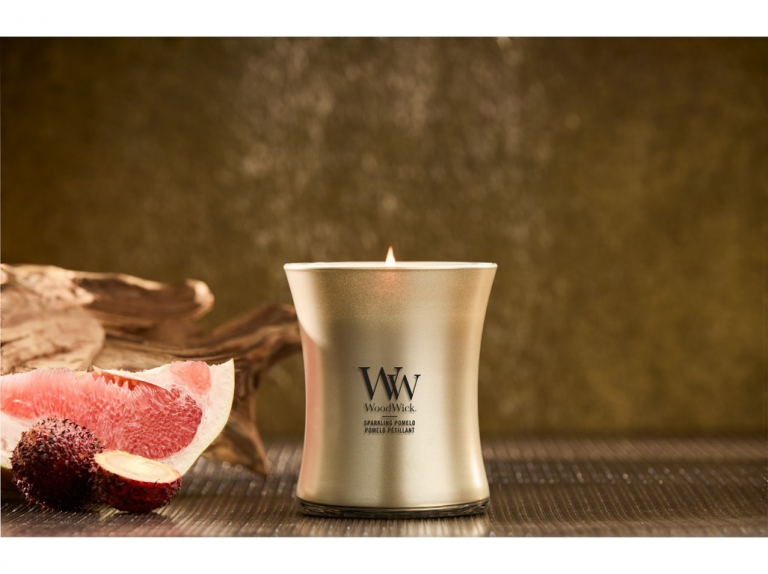 WoodWick Sparkling Pomelo Gyertya közepes