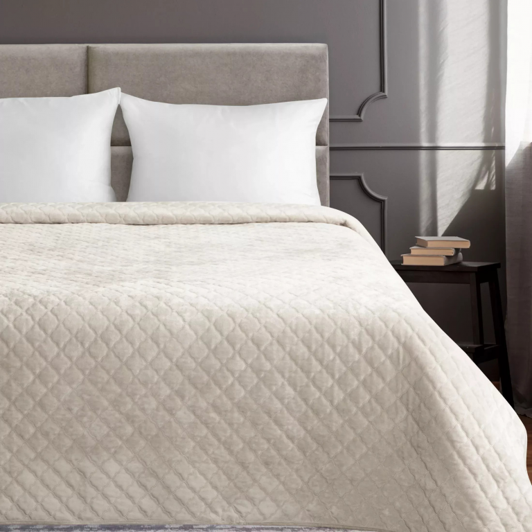 Amarosa bársony ágytakaró